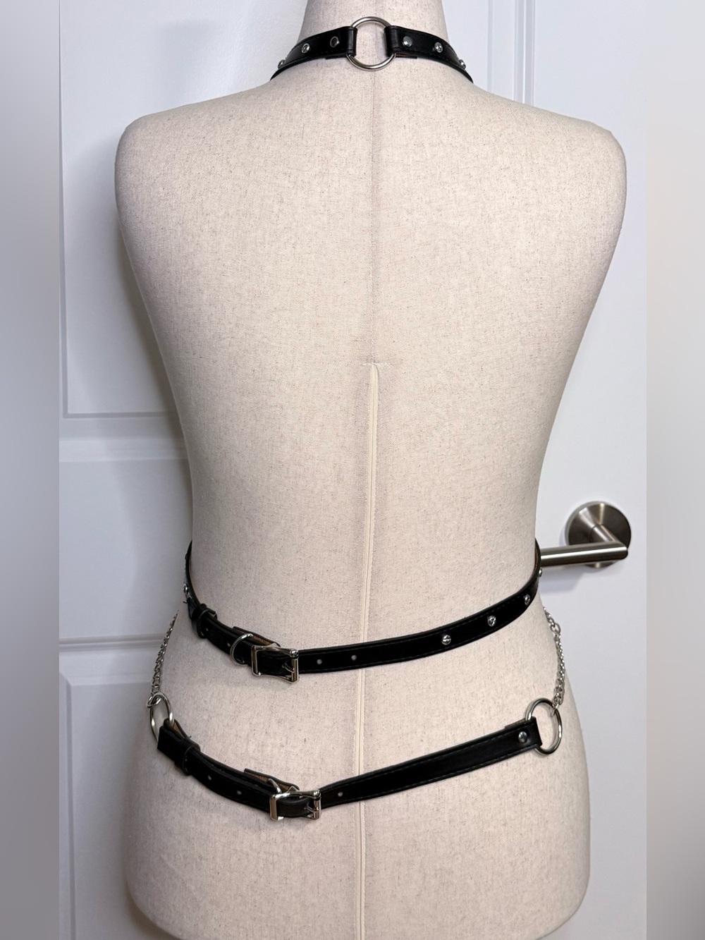 NEW Midnight Hour Black Leather O-Ring Studded Harness with Chain Belt Fits M-XL - Picture 4 of 9